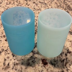 Dr. brown silicone bottle covers. Set of 2 4oz size